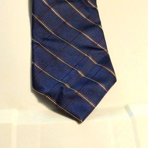 *4/$20 Bundle Deal Closet Cleanout Sale* Claiborne Men's 100% Imported Silk Tie